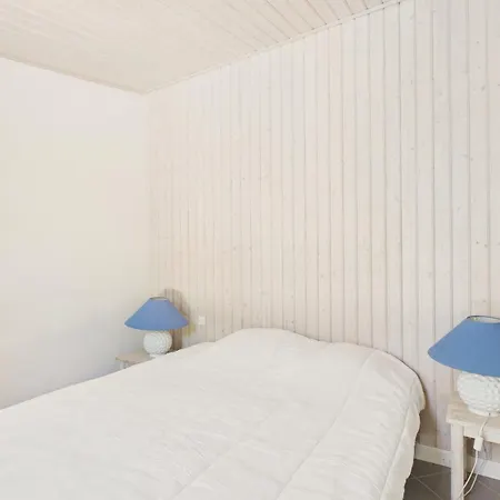 400 M De La Plage, Jardin, Maison Pour 8 * Saint-Clément-des-Baleines