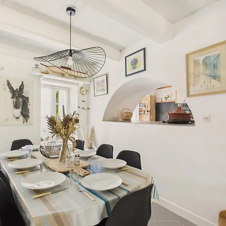 400 M De La Plage, Jardin, Maison Pour 8 * Saint-Clément-des-Baleines