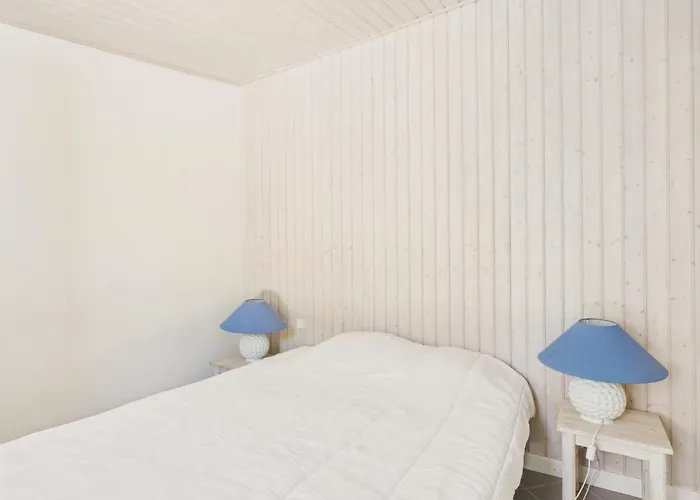 400 M De La Plage, Jardin, Maison Pour 8 * Saint-Clément-des-Baleines