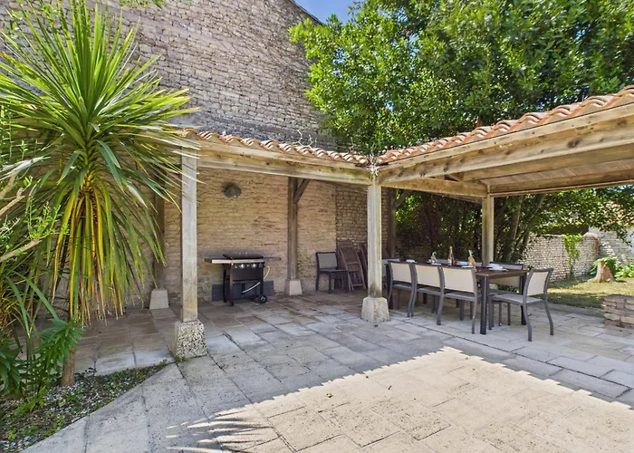 400 M De La Plage, Jardin, Maison Pour 8 Saint-Clément-des-Baleines