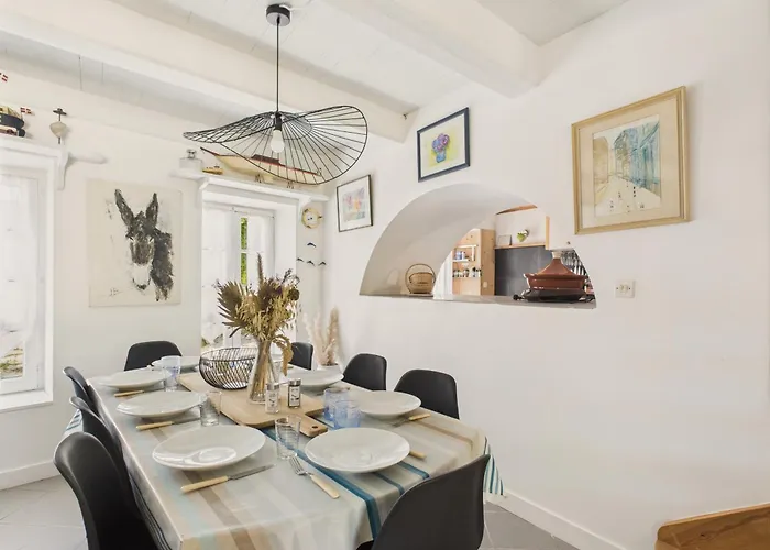 400 M De La Plage, Jardin, Maison Pour 8 * Saint-Clément-des-Baleines