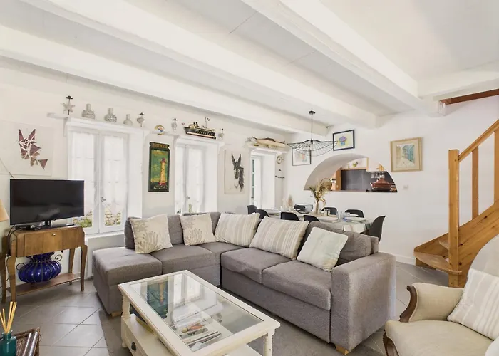 בית נופש 400 M De La Plage, Jardin, Maison Pour 8